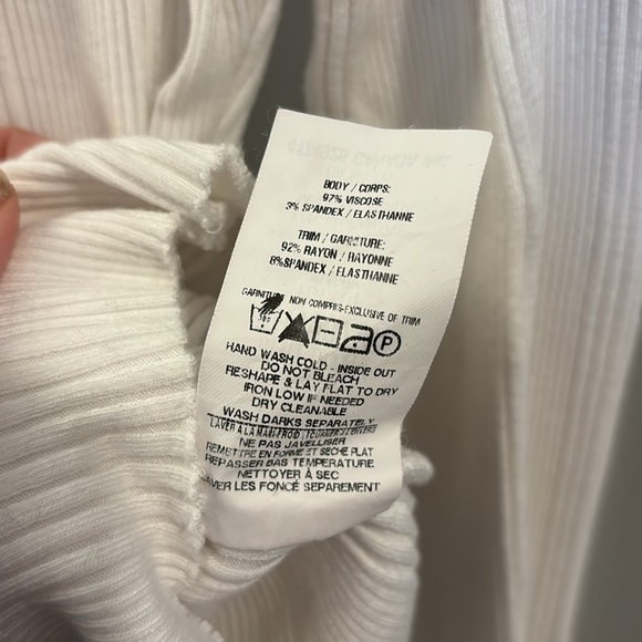 🍀NEW🍀Long sleeve ribbed top - Picture 4 of 5